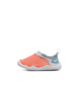 Nike aqua socks water shoes clearance
